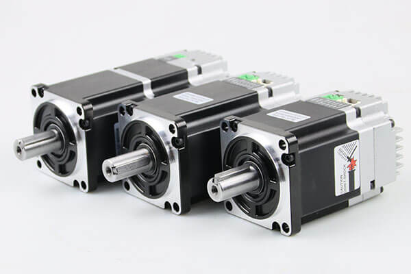 LeanMotor の 200w 0.64nm 24v 統合 DC サーボ モーターの紹介: エンジニアリングと奇抜さの驚異